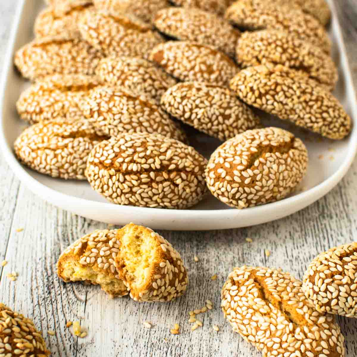 Sesame Cookies